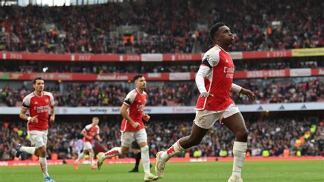 Eddie Nketiah hat trick video: Arsenal glide past Sheffield United ...