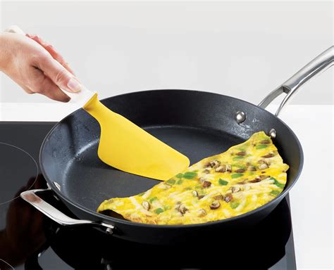 Elevate™ Egg Spatula | Joseph Joseph