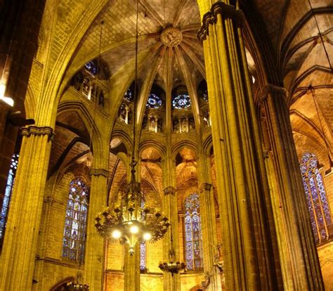 Images Barcelona Cathedral Interior view 7076