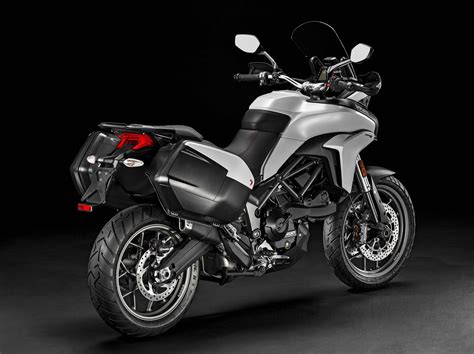 Ducati Multistrada 950 - A "Baby" ADV Bike from Italy