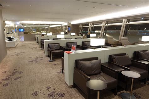 JAL First Class Lounge Haneda Review I One Mile At A Time