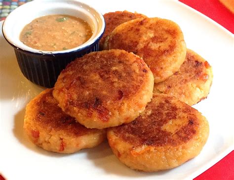 Recipe for Llapingachos, Ecuadorean Potato Pancakes