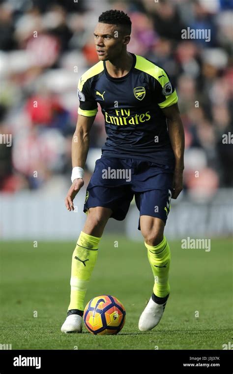 KIERAN GIBBS ARSENAL FC ARSENAL FC STADIUM OF LIGHT SUNDERLAND ENGLAND ...