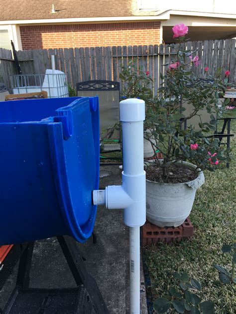 External Bell Siphon- Side View | Backyard aquaponics, Aquaponics, Aquaponics diy