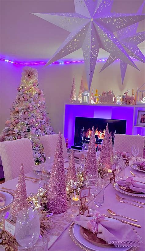 Sweet Pink Christmas 🎄 | Pink christmas, Pink christmas decorations ...