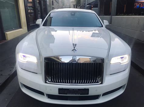 Rolls Royce Hire Melbourne – White Rolls Royce Wedding Car Hire