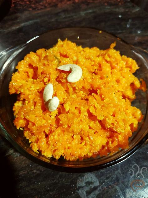 Gajar Ka Halwa With Condensed Milk | Carrot Halwa With Milkmaid Recipe ...