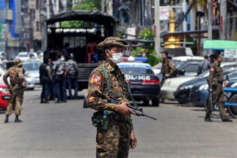 Asean Seeks Drop of U.N. Call for Myanmar Arms Embargo: Reuters - Bloomberg