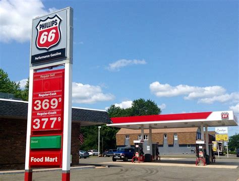 Fuel Stations | Corporate Branding | Jonesboro, AR