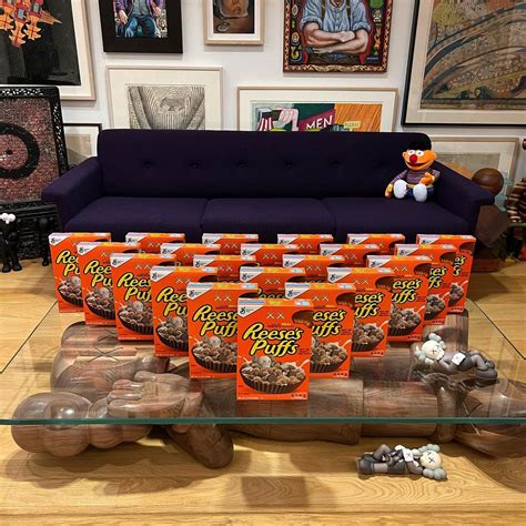 KAWS x REESE’S PUFFS 联名麦片即将上架 – NOWRE现客