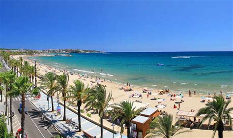 Poniente beach Salou, Spain. Guide of beaches & general info - Tripkay