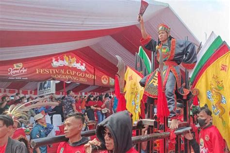 Festival Cap Go Meh Diramaikan Penampilan Para Tatung di Singkawang | BALIPOST.com