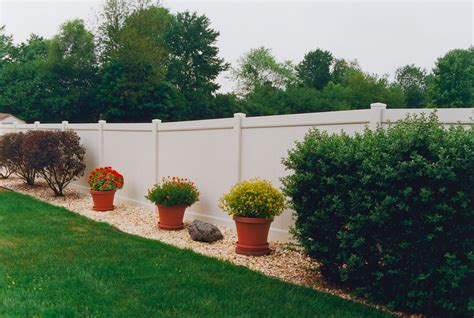 Privacy Fence – Acreage Fences