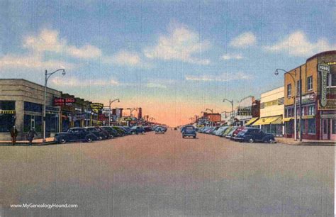 Hobbs, New Mexico, Broadway Looking West, vintage postcard photos