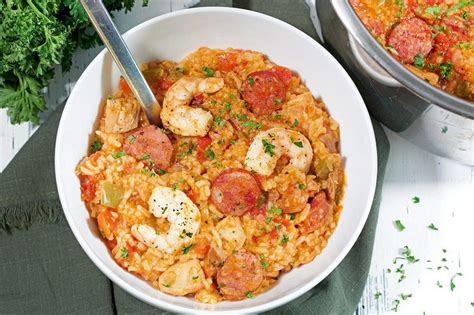 Easy and Hearty Jambalaya Soup (Sausage, Chicken and/or Shrimp)