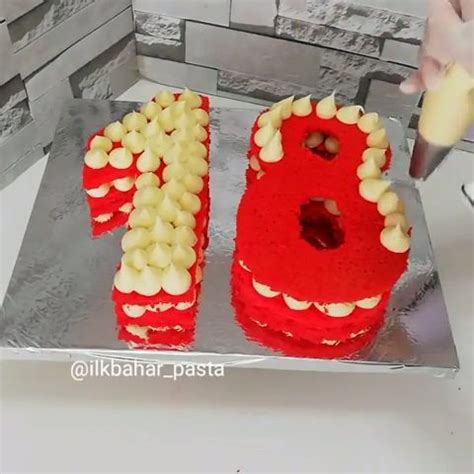 Number 18 birthday cake idea! - #birthday #Cake #idea #number | 18th birthday cake, 18th cake ...