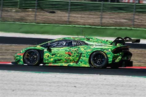 2023 Lamborghini Huracán GT3 - Pictures