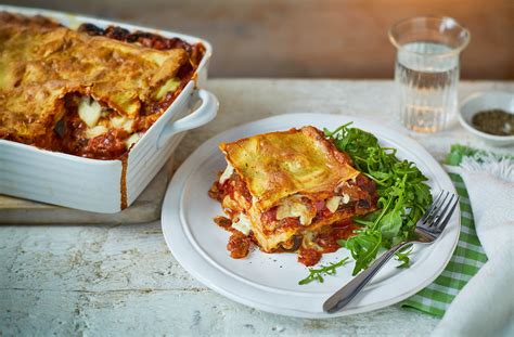 Vegan Lasagne Recipe | Vegan Dinner Recipes | Tesco Real Food