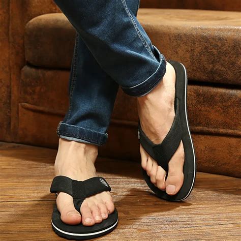 2017 New Arrival Summer Cool Men Flip Flops British Style Boardered Beach Sandals Non slide Male ...