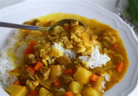 Korean-style curry rice (Kare rice) recipe - Maangchi.com