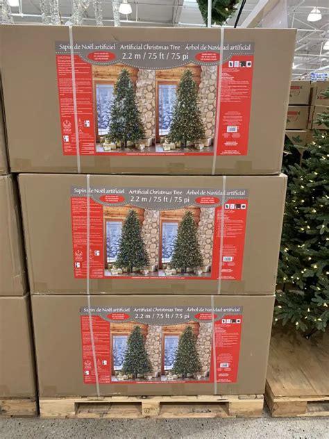 Costco Artificial Christmas Tree, 7.5' Pre-Lit Tree - Costco Fan