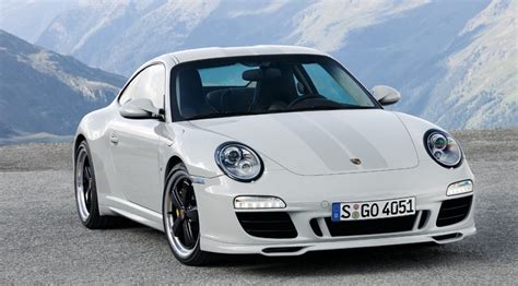 Porsche 911 Sport Classic (2011) review | CAR Magazine