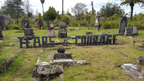 2016 – HIDDEN; Rookwood Cemetery Sculpture Walk – Kirsty Collins