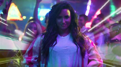 Demi Lovato - 'Sorry Not Sorry' [Music Video] - BigTop40