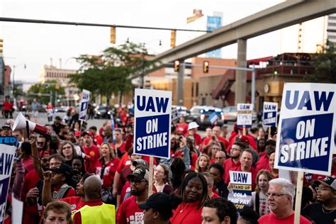 UAW Strike Expands To Kentucky As Ford Workers In Louisville Walk Out - MeidasTouch Network