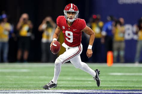 Alabama Quarterback Bryce Young Wins Heisman Trophy