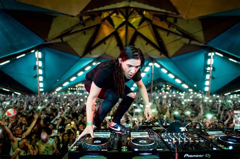 Skrillex Dishes Out His 10 Rules To Success