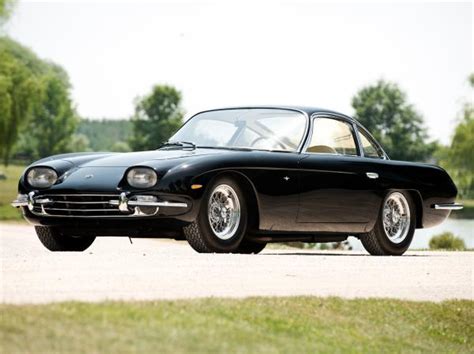 Lamborghini 350 GT - Information and photos - MOMENTcar