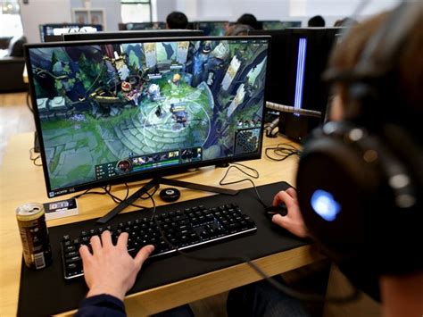 Startups Rush to Capitalize on in-Person Gaming Venue Comeback - Business Insider