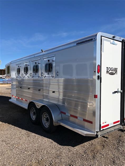 Used Logan Coach Horse trailers for sale - TrailersMarket.com