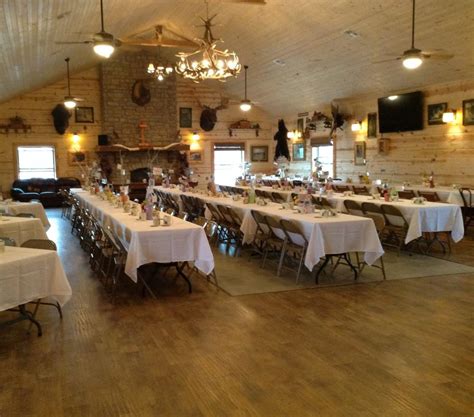 Rowdy's Rustic Moose Lodge - Columbus KS, 66725