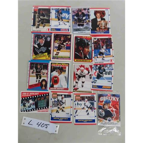 16 Wayne Gretzky Hockey Cards - McSherry Auction Service Ltd.