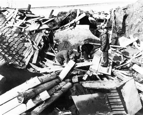 Earthquake Alaska 1964 : On This Day Great Alaska Earthquake And ...