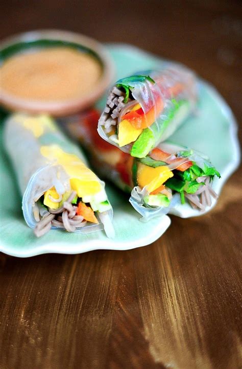 Rainbow Rolls with Cashew Dipping Sauce (Vegan) - SunnysideHanne