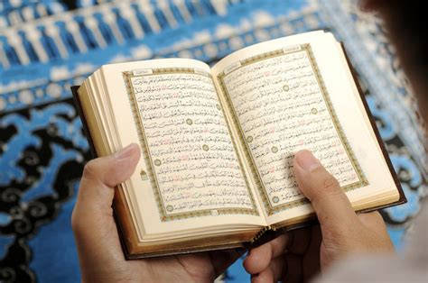 MuslimSG | 5 Benefits of Reciting the Quran