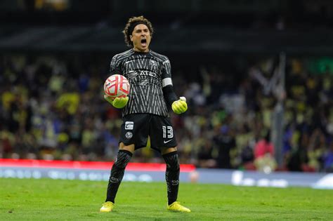 Italia recibe a Guillermo Ochoa, el jugador dejó México en malos términos