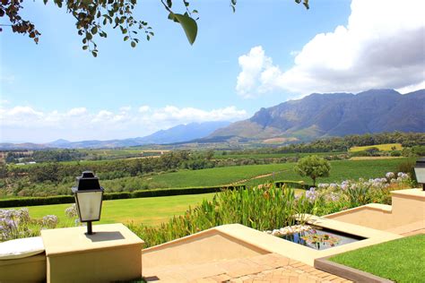 Best 5 Must Visit Vineyards in South Africa – Wine International Association WIA