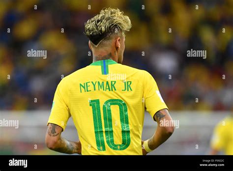 Neymar Haircut In 2018 World Cup - Wavy Haircut