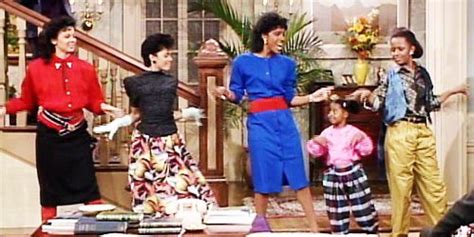 'The Cosby Show' Women Taught Us Everything We Needed To Know About Fashion Fashion Through The ...