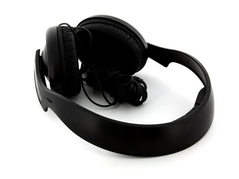 Sennheiser HD 202 II Over-Ear DJ Headphones - Newegg.com