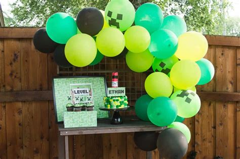 Quick delivery time-limited Specials Minecraft Party Decorations Pixel Miner Party Supplies ...