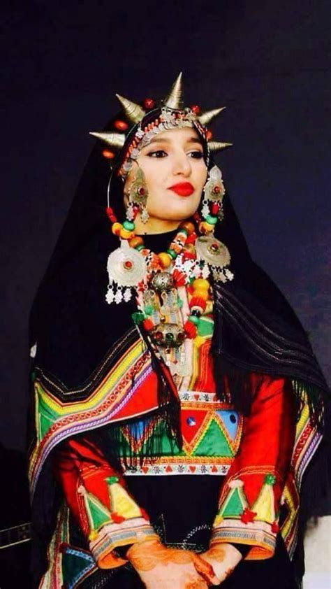 Amazigh woman from Morocco | Berber women, Traditional dresses, Traditional outfits