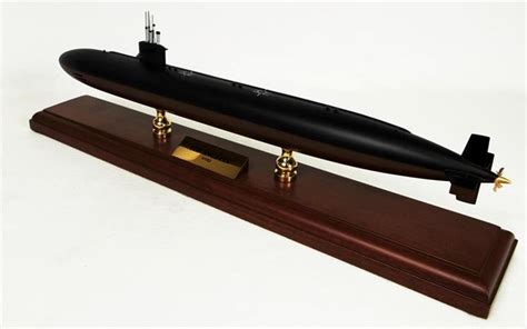 USN - Los Angeles Class Submarine Model 1/192 Scale