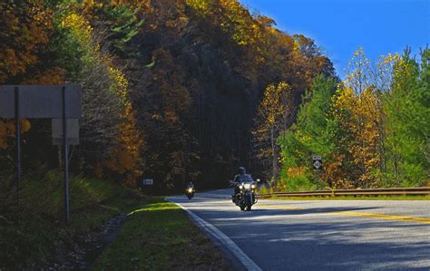 Where to See Fall Colors in Waynesville | Smoky Mountains NC