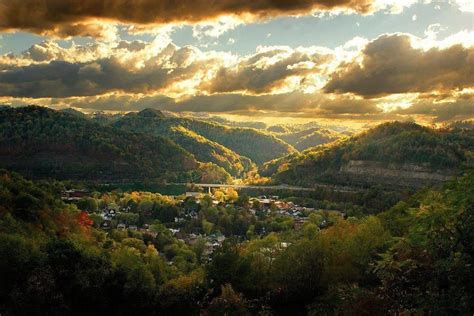 Hazard, KY | Hazard kentucky, Appalachia, Pretty places