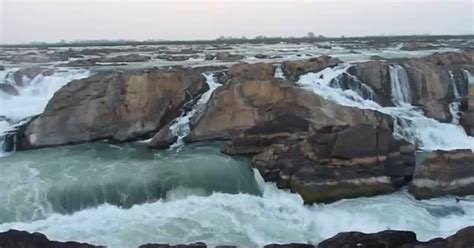 Waterfall & Dolphin: Stung Treng Cambodia